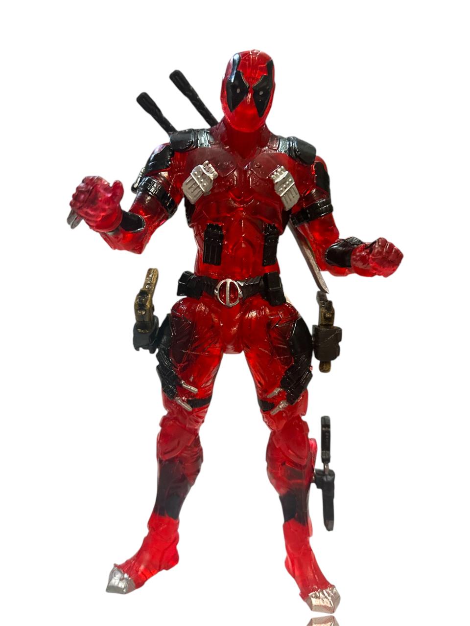 Deadpool artículado básico/ Marvel Villanos