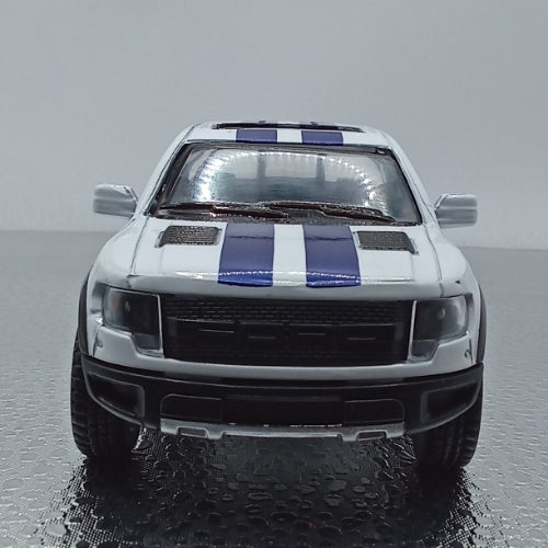 Ford raptor superCrew blanca c/rayas -Chico