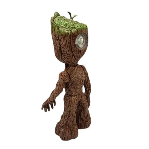 Groot baby fino articulado c/luz/ Marvel Héroes