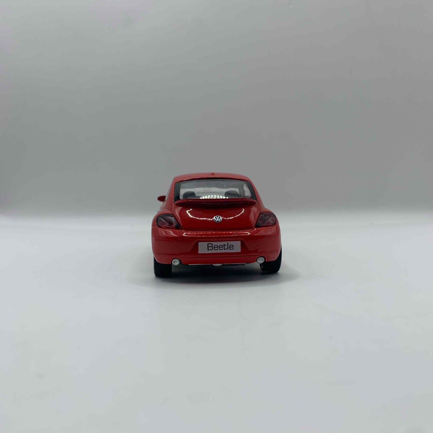 Volkswagen Beetle rojo 2012 chico