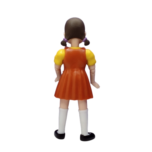 Muñeca grande fina/ El Juego del Calamar