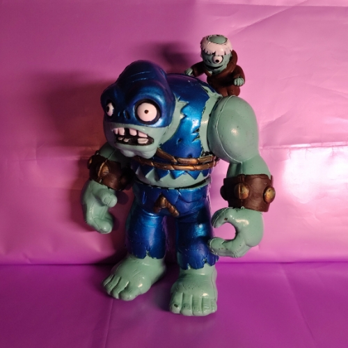 Zombiestein con niño zombie/ Planta vs Zombies