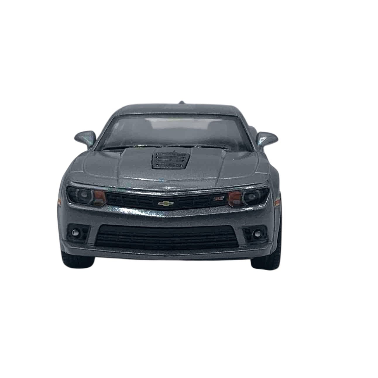 Chevrolet Camaro Gris - Mediano