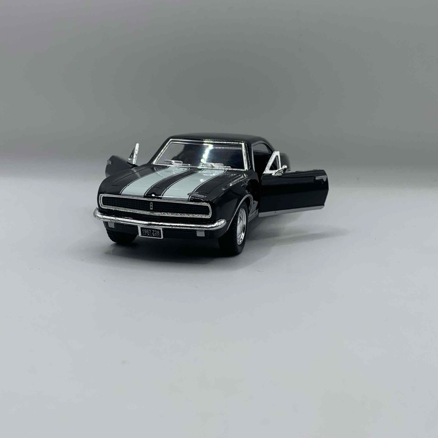 Shelby Negro con Rayas Blancas - Mediano