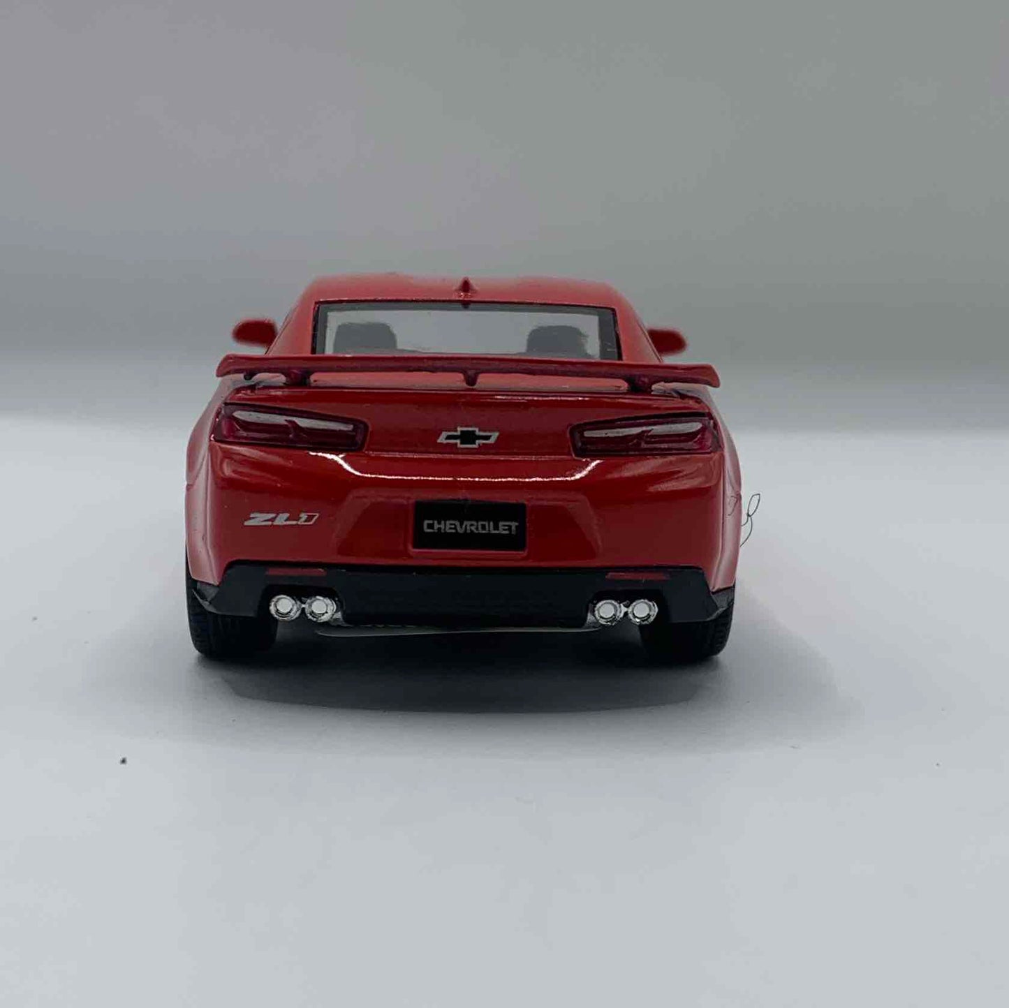 2017 Camaro Rojo - Mediano