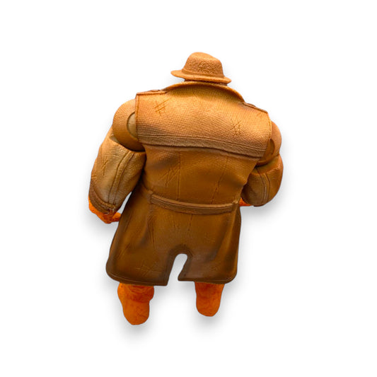 La Mole con gabardina fino/ Marvel Héroes