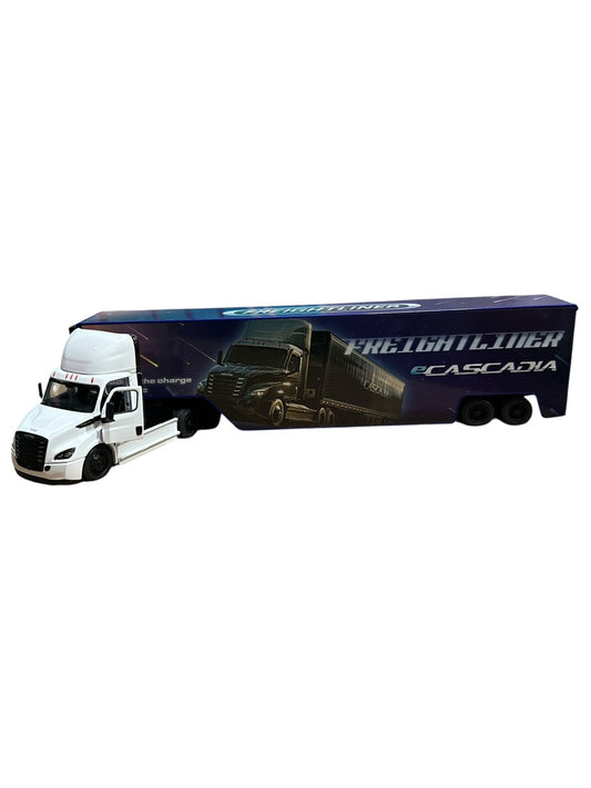 Trailer Cascadia con Caja 1/62