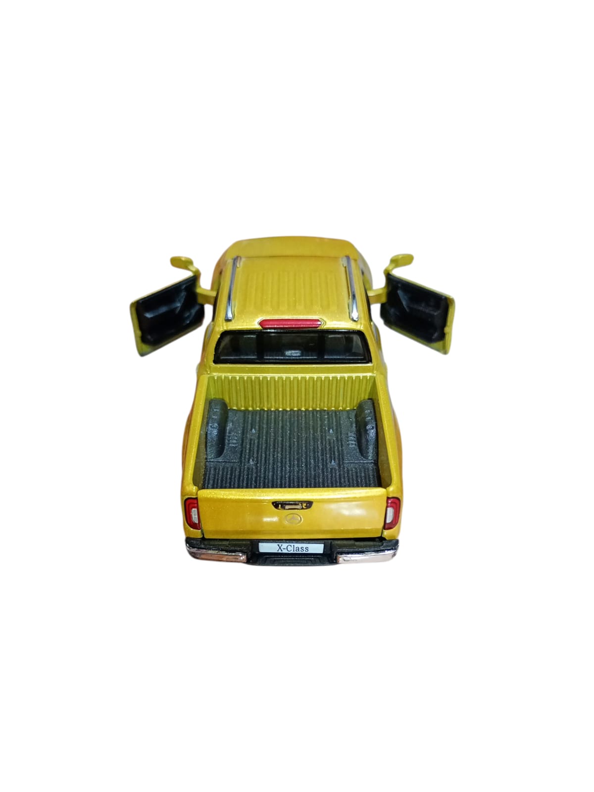 MERCEDES-BENZ X-CLASS CHICA