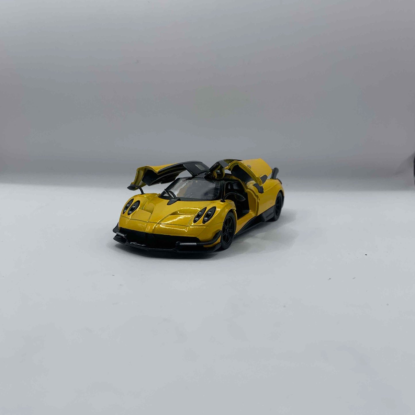 Pagani Huayra Amarillo - Mediano