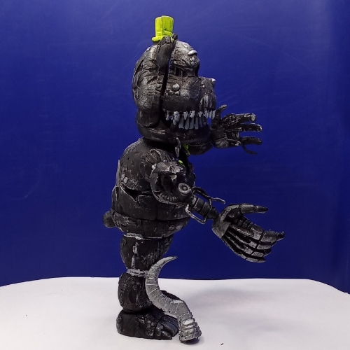 Freddy garra negro/ FNAF