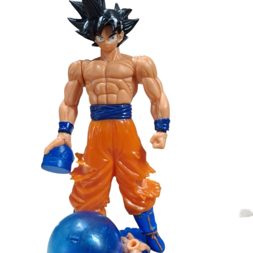 Goku con esfera grande/ Dragon Ball
