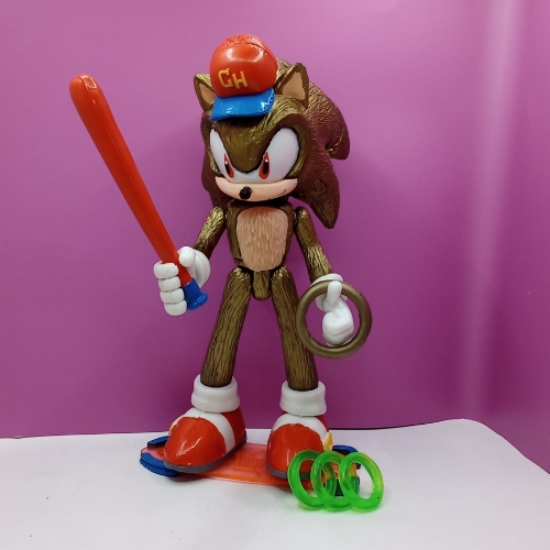 Supersonic Golden con patineta