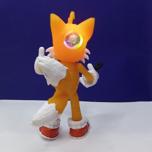 Tails con radio/ Sonic
