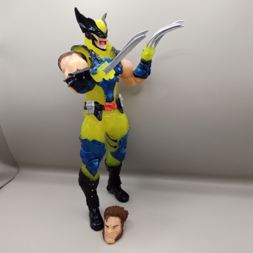 Wolverine mate 2 caras/ Marvel Héroes